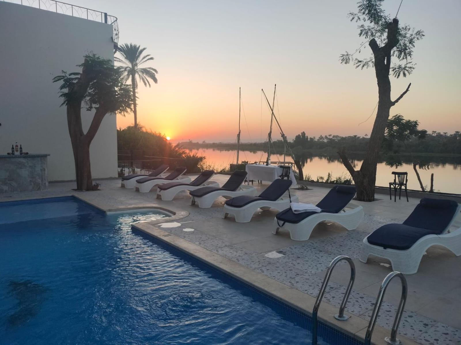Eyaru Palace Nile View Luxor Exteriör bild