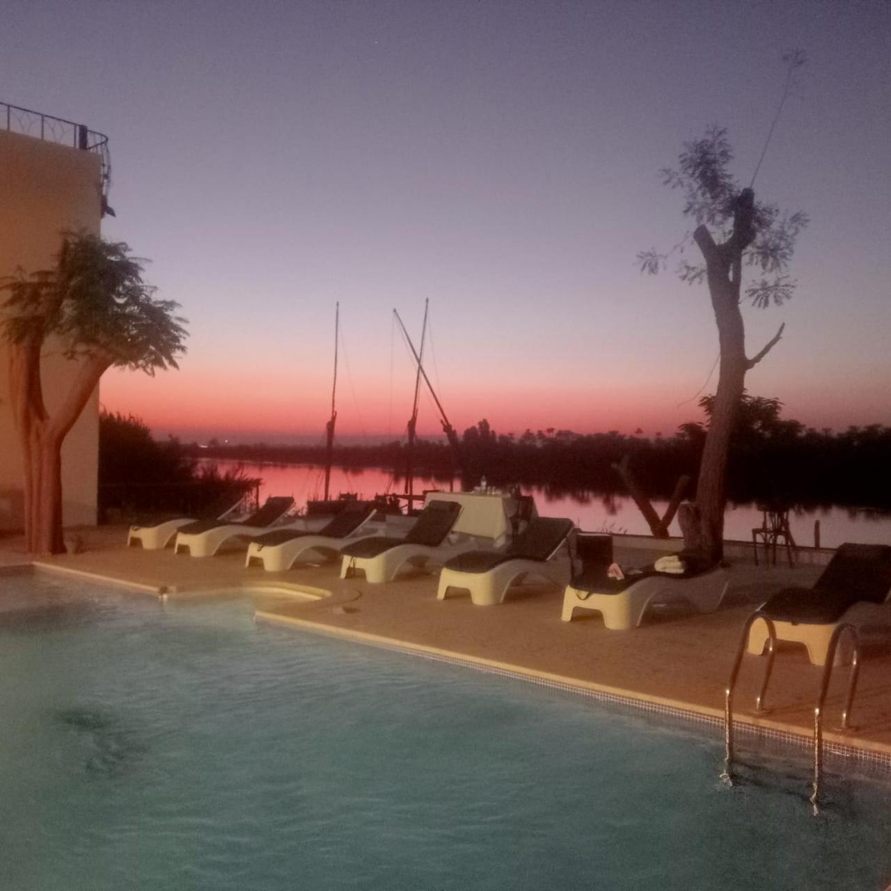 Eyaru Palace Nile View Luxor Exteriör bild